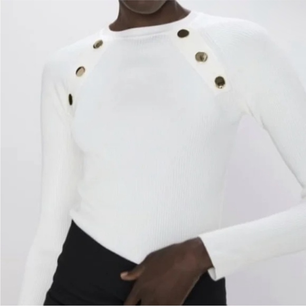 RARE EUC Zara Crewneck Ribbed Fitted Sweater with Gold Buttons - M, White/Cream